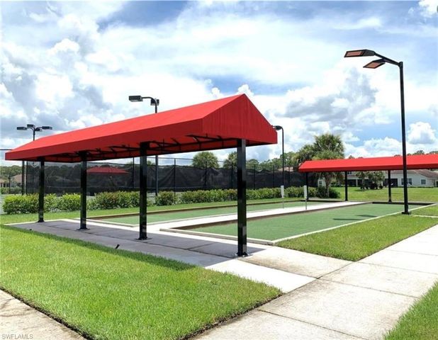3929 Hampton CIR, Alva, FL 33920