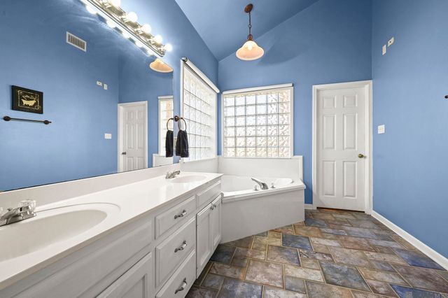 16092 Jarod Dr, Prairieville, LA 70769