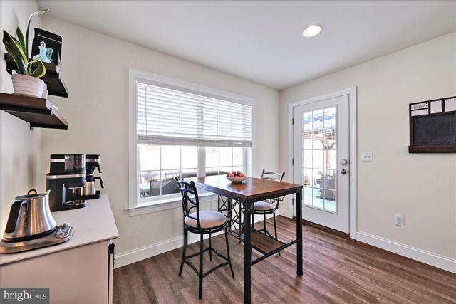 30 JENNIFER RD, York, PA 17404