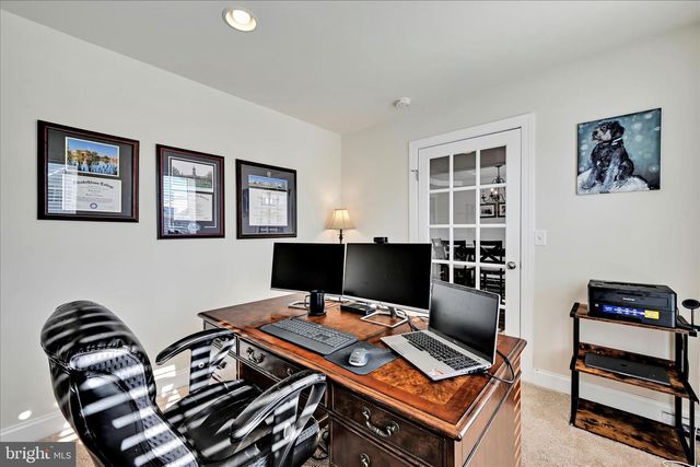 30 JENNIFER RD, York, PA 17404