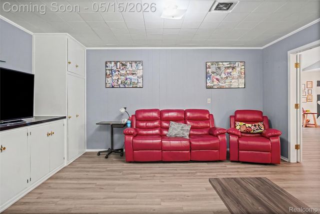 4202 Greenbrook Lane, Flint, MI 48507