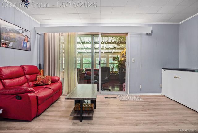 4202 Greenbrook Lane, Flint, MI 48507