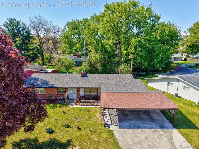 4202 Greenbrook Lane, Flint, MI 48507