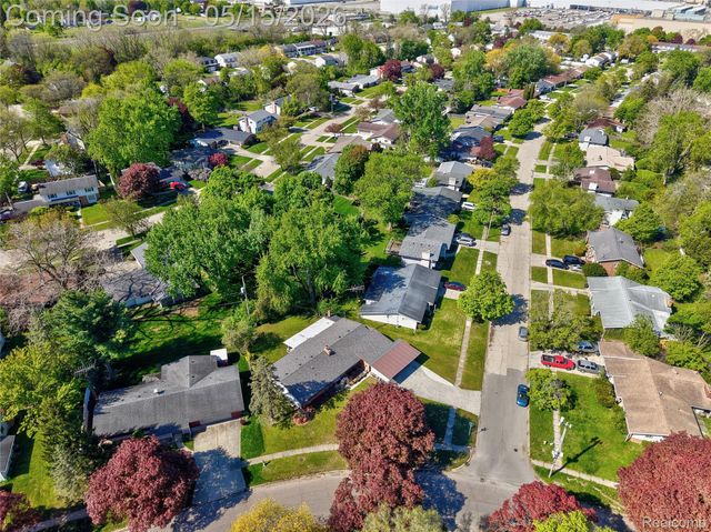 4202 Greenbrook Lane, Flint, MI 48507