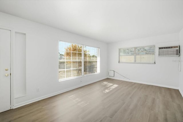 2312 E 112TH AVENUE, Tampa, FL 33612