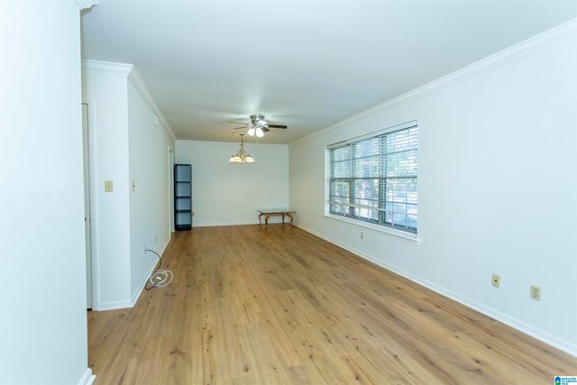 2098 MONTREAT CIRCLE 2098 C, Birmingham, AL 35216