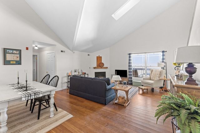 218 Reservoir St. 326, Holden, MA 01520