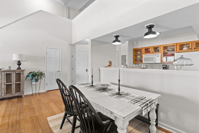 218 Reservoir St. 326, Holden, MA 01520