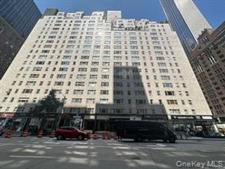 100 West 57th Street 2G, New York (manhattan), NY 10019