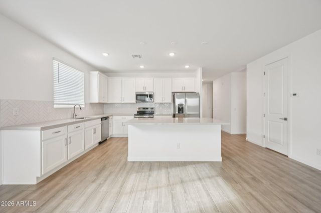 16180 W RED BIRD Road, Surprise, AZ 85387