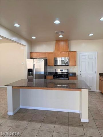 212 BOTANIC GARDENS Drive, Las Vegas, NV 89148