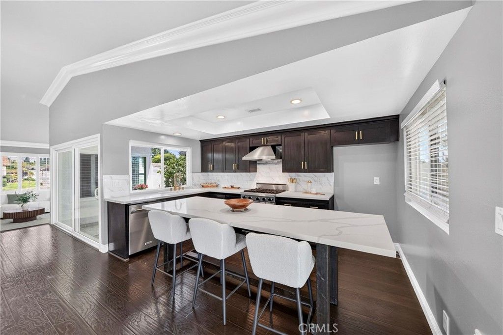 Image 11 of property listing at 4741 Via Del Rancho, Yorba Linda, CA 92886