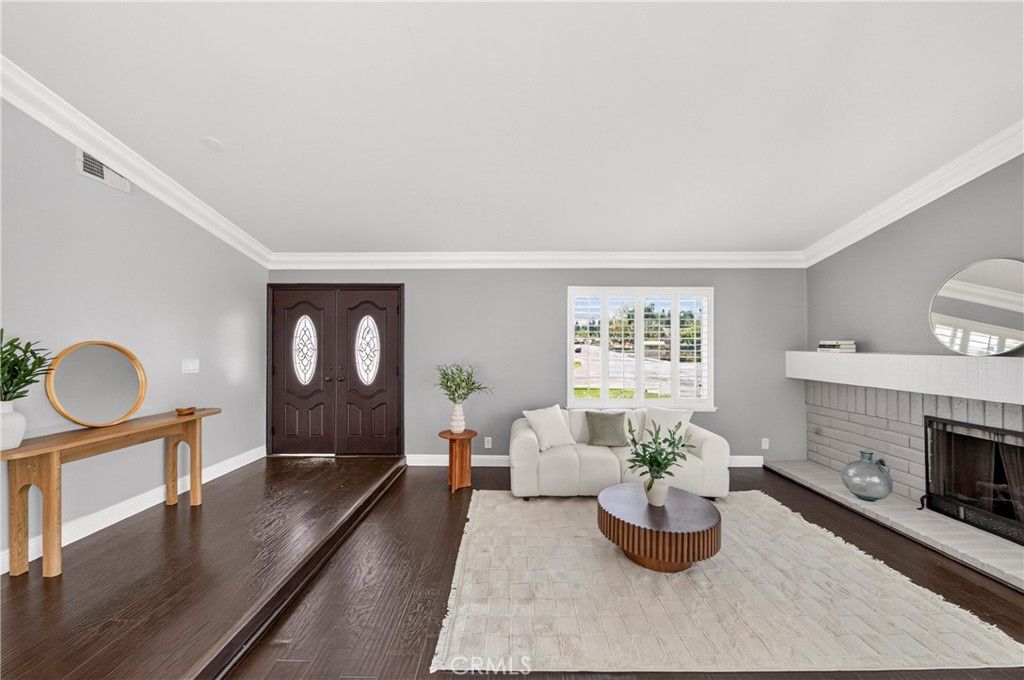 Image 3 of property listing at 4741 Via Del Rancho, Yorba Linda, CA 92886