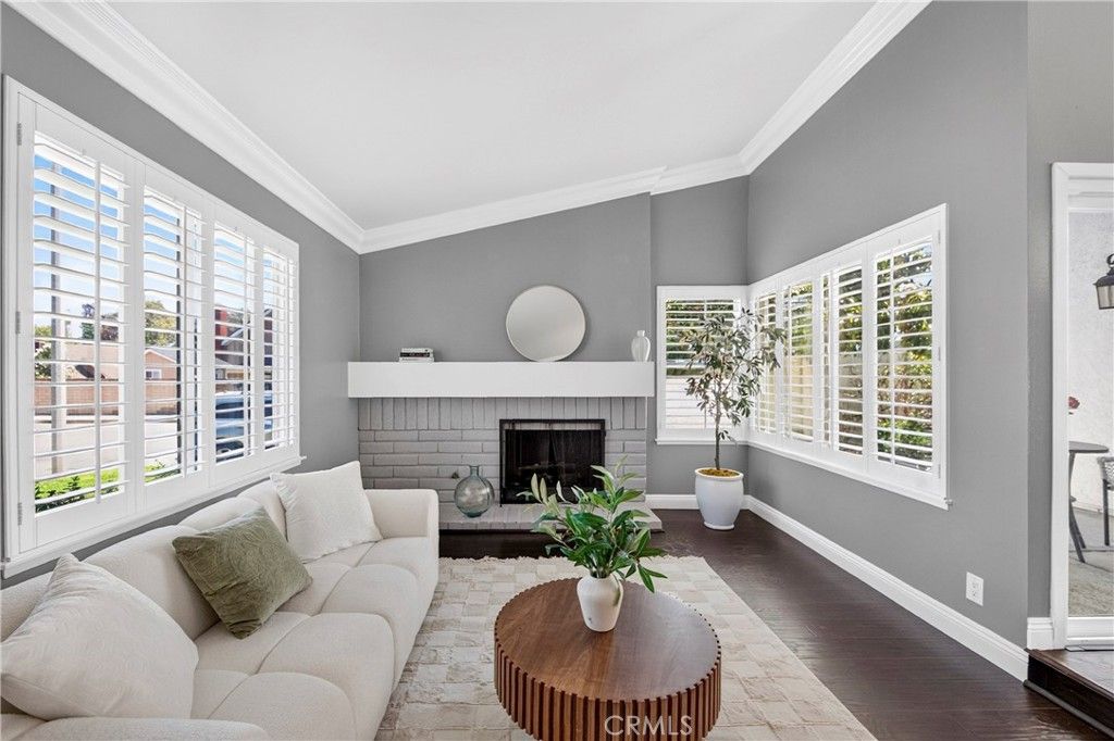 Image 4 of property listing at 4741 Via Del Rancho, Yorba Linda, CA 92886