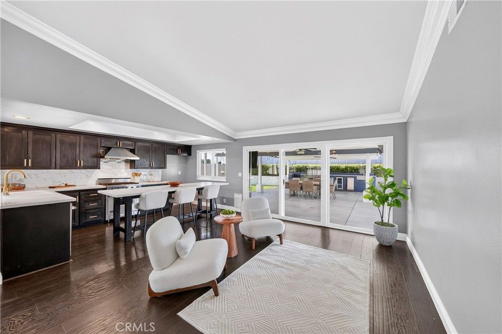 Image 9 of property listing at 4741 Via Del Rancho, Yorba Linda, CA 92886