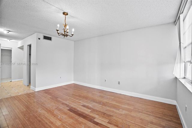 1000 Saint Charles Place 522, Pembroke Pines, FL 33026