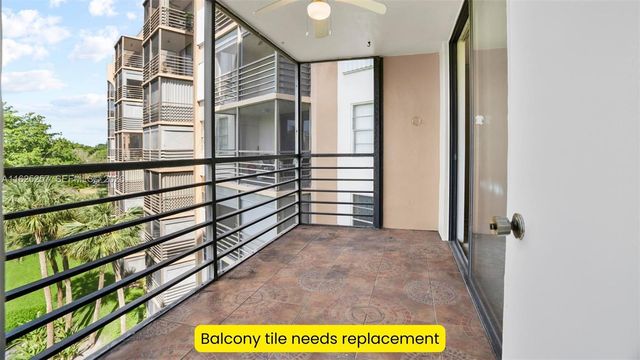 1000 Saint Charles Place 522, Pembroke Pines, FL 33026