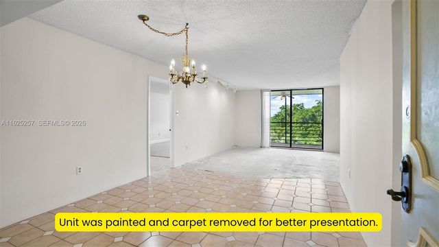1000 Saint Charles Place 522, Pembroke Pines, FL 33026