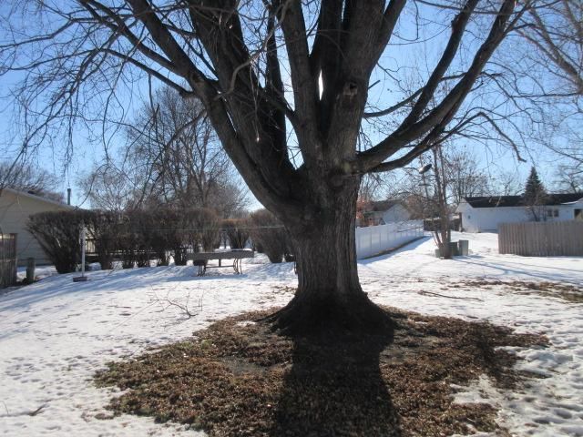 206 32nd Avenue N, Fargo, ND 58102