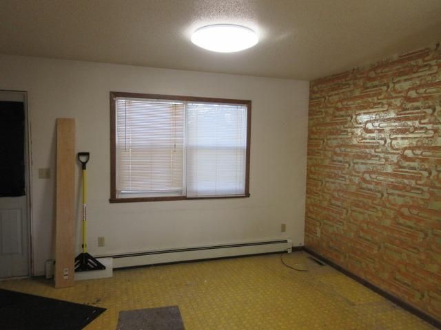 206 32nd Avenue N, Fargo, ND 58102