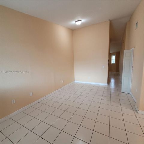 1663 SE 27th Dr 209, Homestead, FL 33035