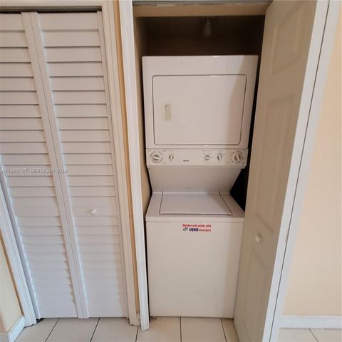 1663 SE 27th Dr 209, Homestead, FL 33035