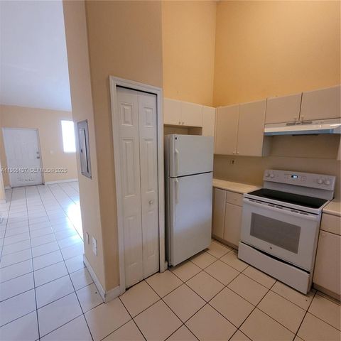 1663 SE 27th Dr 209, Homestead, FL 33035