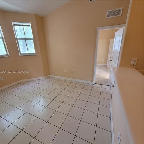 1663 SE 27th Dr 209, Homestead, FL 33035