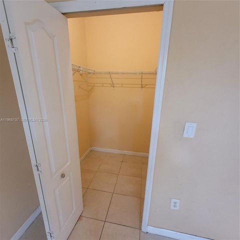 1663 SE 27th Dr 209, Homestead, FL 33035