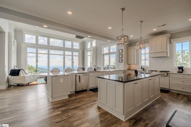 105 The Cliffs Parkway, Landrum, SC 29356