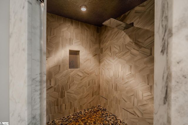 105 The Cliffs Parkway, Landrum, SC 29356