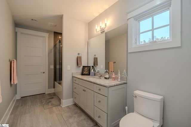 105 The Cliffs Parkway, Landrum, SC 29356