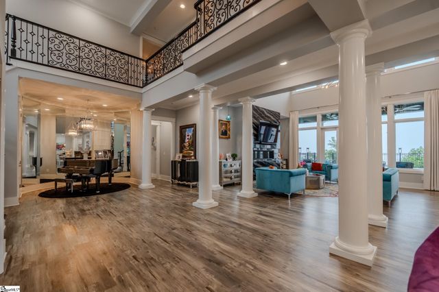 105 The Cliffs Parkway, Landrum, SC 29356