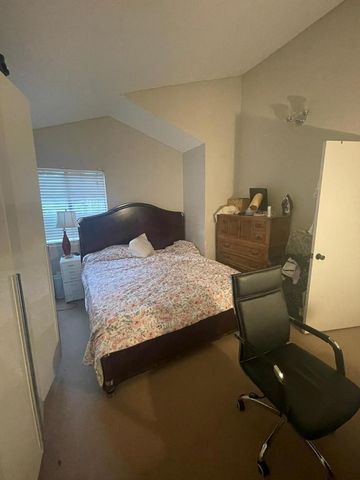 1080 Maywood Lane, Martinez, CA 94553