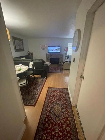 1080 Maywood Lane, Martinez, CA 94553