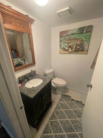 1080 Maywood Lane, Martinez, CA 94553