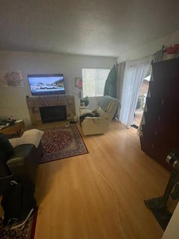 1080 Maywood Lane, Martinez, CA 94553