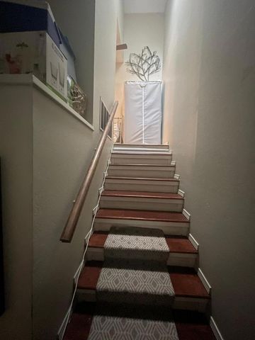 1080 Maywood Lane, Martinez, CA 94553