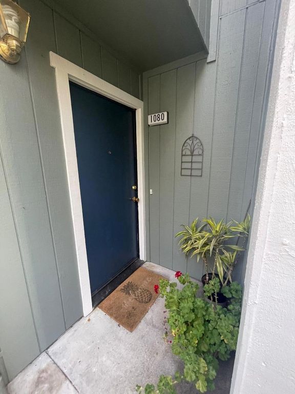 1080 Maywood Lane, Martinez, CA 94553