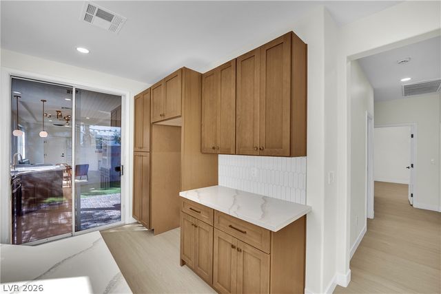 816 Coliseum Lane, Las Vegas, NV 89144