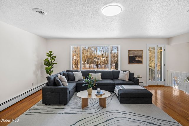 54 Route 236, Halfmoon, NY 12065