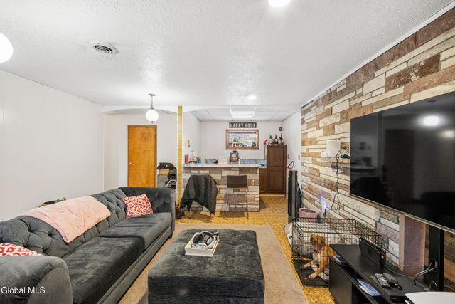 54 Route 236, Halfmoon, NY 12065