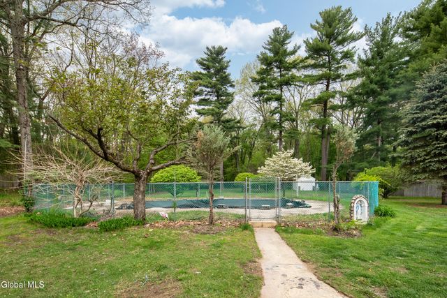 54 Route 236, Halfmoon, NY 12065