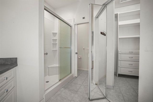 6650 100TH WAY N 25C, St Petersburg, FL 33708