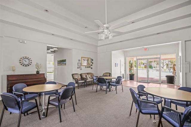 6650 100TH WAY N 25C, St Petersburg, FL 33708