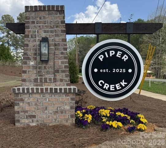 1623 Piper Creek Avenue, Newton, NC 28658