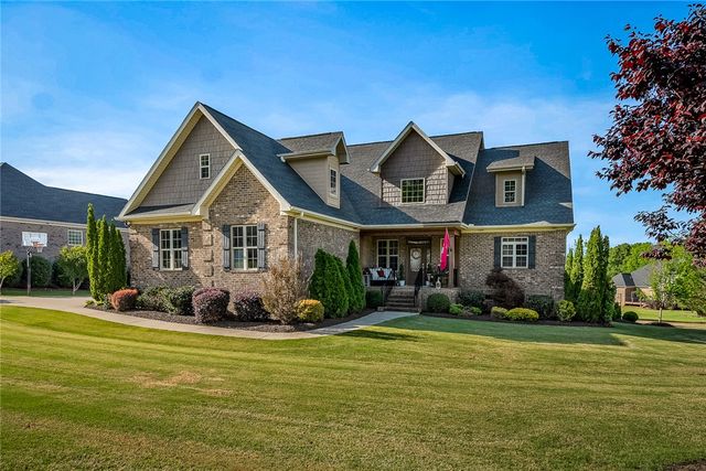121 Langwell Drive, Anderson, SC 29621
