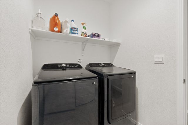 10748 Caresso Loop SW, Albuquerque, NM 87121