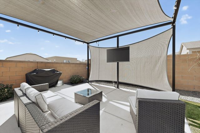 10748 Caresso Loop SW, Albuquerque, NM 87121