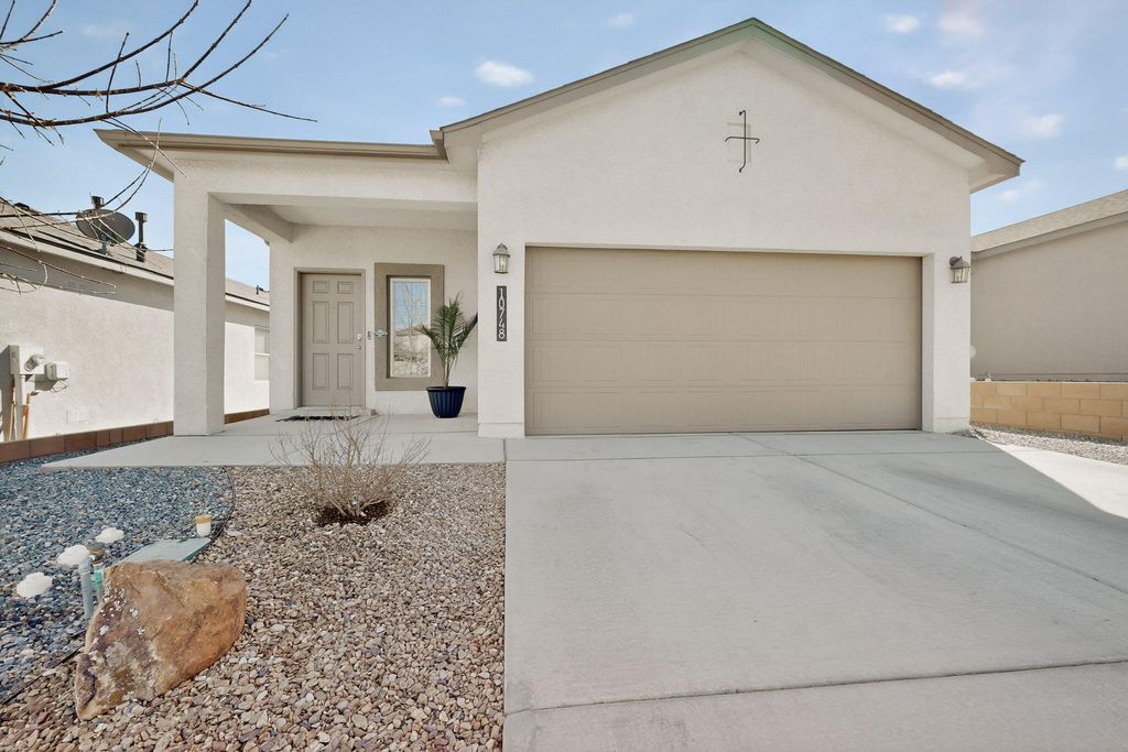 Image 1 of property listing at 10748 Caresso Loop SW, Albuquerque, NM 87121
